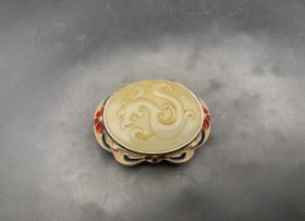 收到藏饰【龙图】带扣挂件一个