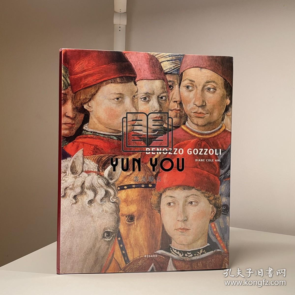 海外仓发货 少见 精装 重4斤  最好的贝诺佐·戈佐利全集 BENOZZO GOZZOLI（约 1420-1497 年）是文艺复兴时期最受尊敬和最多产的艺术家之一，今天被认为是 Quattrocento 佛罗伦萨生活的特权见证者，尤其是其辉煌和仪式