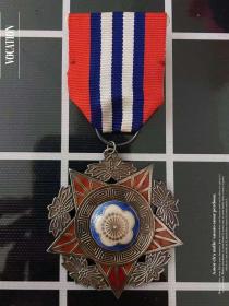 民国 陆海空奖章 甲种二等 珐琅鎏金银章（国1767）勋章徽章真