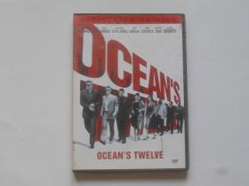 外国电影[十二罗汉]一DVD碟，塑料盒。