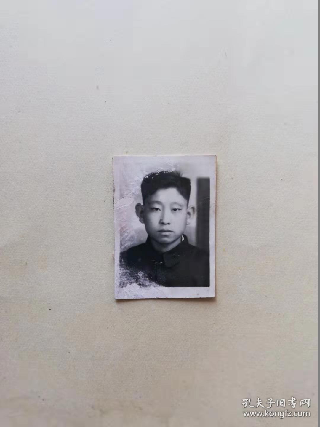 老照片——男青年