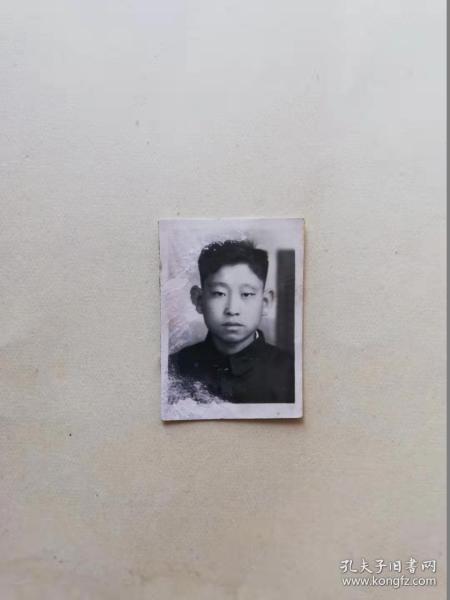 老照片——男青年