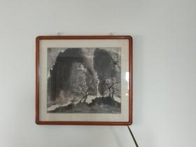 书画名家李太平的泼墨画《江山无尽图》，山势雄浑，意境深远，泼墨书写，堪称一绝！镜框尺寸61cm*56cm