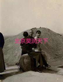 1936年游览中的蒋介石和宋美龄