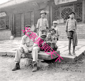 1940年代美军士兵与中国云南的孩子