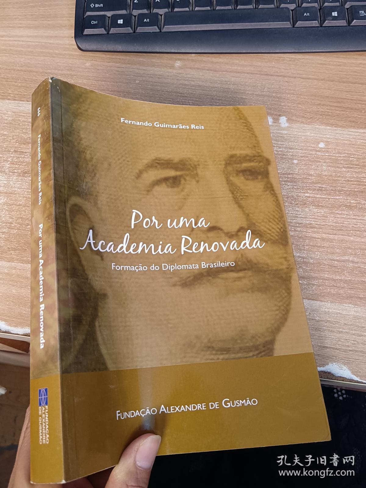 POR UMA ACADEMIA RENOVADA   具体看图