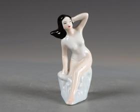 景德镇老厂瓷器/雕塑瓷摆件--美女雕塑
