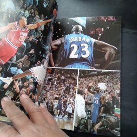 NBA帝国传媒隆重推出 文体大观之巨星宝典系列 （1 ） 迈克尔.乔丹永远的飞人 绝世珍藏版