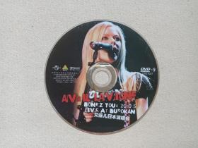 《艾薇儿：日本演唱会》DVD音乐歌曲专辑、光碟、光盘、歌碟、影碟、唱片1碟片1袋装2007年(贵州文化音像出版社出版，艾薇儿·瑞摩娜·拉维妮，lAvril Ramona Lavigne ，Avril  Lavigne ，广东华光唱片发行，环球唱片有限公司供版)