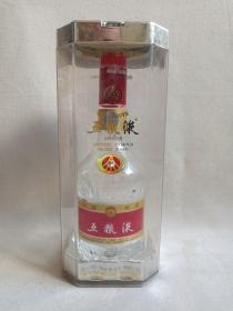 《五粮液酒--浓香型白酒》空酒瓶·空瓶·玻璃瓶·外包装瓶2006年4月29日（宜宾五粮液股份有限公司出品）