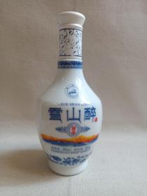 《雪山醉酒（珍品）--配制酒》酒瓶·空瓶·瓷瓶·外包装瓶2010年6月2日（中国香格里拉市乐宝科技产业有限公司出品）