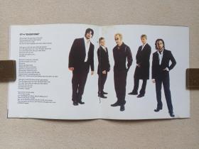《后街男孩：back street boys（黑与蓝 BLACK＆BLUE）“THE CALL 、shape of my heart”》CD音乐歌曲光碟、光盘、碟片、专辑、歌碟、影碟1碟片1盒装2000年（福建省长龙影视公司出版发行）