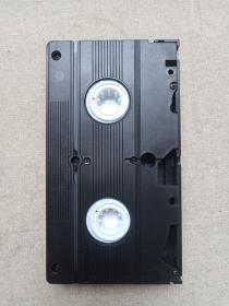 《十年金曲回顾》音乐歌曲·录像带、专辑、影碟1盘1980-1990年代(华艺音像公司出版发行,香港金碟有限公司供版,含:宝贝、红河谷、北国之春、酒醉的探戈等)