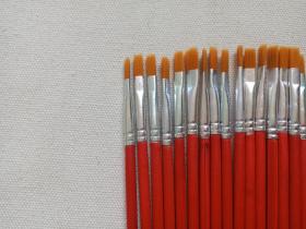 《红杆平头2号油画笔（SHI YIPAI BRUSH）》1990年代1990-2000年代左右（Oil paints）一盒25支合售