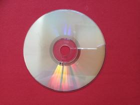 《007 GOLD EYES:金眼睛》动作片·电影影视DVD光盘、光碟、影碟1碟片1盒装1999年（海南音像出版社出版发行，《黄金眼》，马丁·坎贝尔导演，皮尔斯·布鲁斯南、肖恩·宾、伊沙贝拉·斯科鲁普科、法米克·詹森、朱迪·丹奇主演）