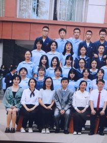 专题合影照片第135-大理《下关一中2021届426班毕业留影》2021年5月彩色过塑合影老照片、老相片、老像片 、老资料一张