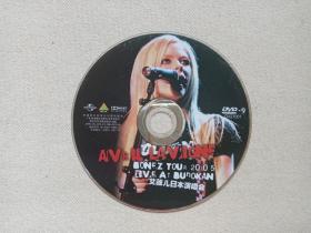 《艾薇儿：日本演唱会》DVD音乐歌曲专辑、光碟、光盘、歌碟、影碟、唱片1碟片1袋装2007年(贵州文化音像出版社出版，艾薇儿·瑞摩娜·拉维妮，lAvril Ramona Lavigne ，Avril  Lavigne ，广东华光唱片发行，环球唱片有限公司供版)