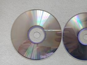 《小室家族（日本音乐教父：小室哲哉）日本东京Domes演唱会》原人原唱·演唱会特别版卡拉OK·2VCD2.0音乐歌曲·影视光碟、光盘、唱片、专辑、碟片、歌碟、影碟1998年2碟片1盒装（河北文化音像出版社出版发行）