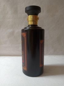 贵州茅台镇《赖茅酒(1915/15年陈酿)--酱香型白酒》空酒瓶·空瓶·黑玻璃瓶·外包装瓶2000-2010年代左右(贵州省仁怀市茅台镇赖茅酒厂出品)
