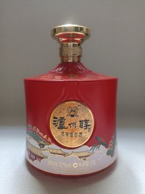 《泸州醇酒（悦坛/1.5L）--浓香型白酒》空酒瓶·空瓶·红玻璃瓶·外包装瓶2010-2020年代（中国·泸州老窖股份有限公司出品）