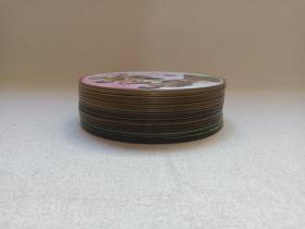 《宫》原装配音·国韩双语·中文字幕·原装正版·水木剧26VCD电视剧·影视光碟、光盘、磁盘、影碟2005年26碟片1盒装（广东音像出版社出版，广东新视点音像有限公司经销，韩国MBC电视台播出，任银娥编剧、黄仁雷执导，朱智勋、尹恩惠、金桢勋、宋智孝主演，我的野蛮王妃，궁、Princess Hours）