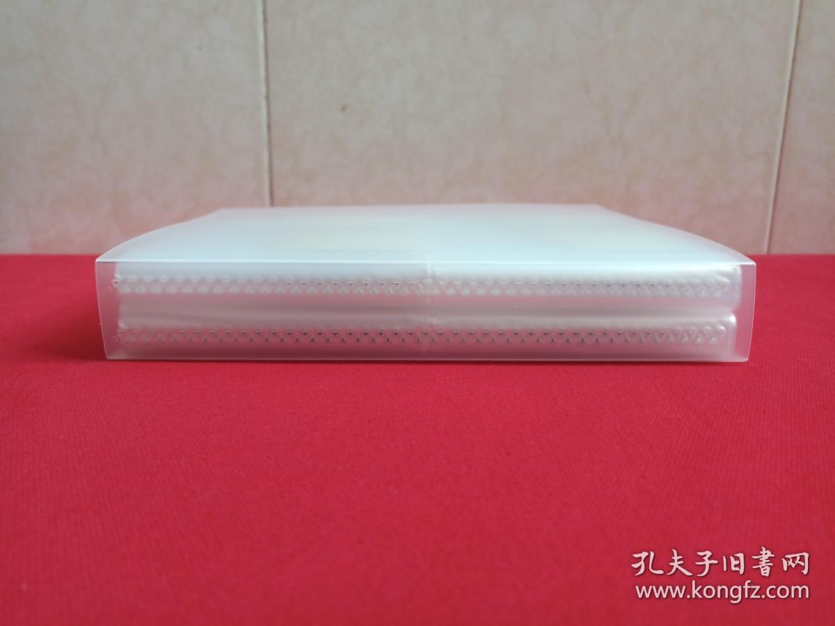 老照片相册第154--《云南昆明散张人物标准照片合集第04》约1960-1980年代（有男女单身及合影照、儿童照，有春光艺术人像、紫极大都、西山龙门、光明照相、天下第一汤“安宁”、上海艺术人像、昆明东风照相、溧水照相、建水72.9.5、前进照相馆等）所拍存黑白及彩色老照片及底片、老相片、老像片、老资料一册共156张