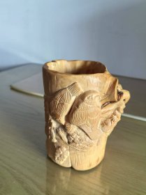 黄杨木雕笔筒[保真纯手雕黄杨木老木-松戏图]