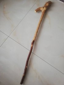 手杖[香樟木纯手工,自然杖头,杖干下部带皮]