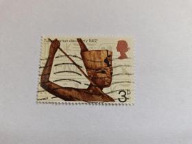 英国邮票 3p 1972年发现图坦卡蒙陵墓50周年 图坦卡蒙雕像和象形文字 1922年英国考古学家霍华德·卡特发现了图坦卡蒙的陵墓