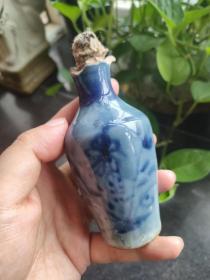 青花老瓷瓶一个