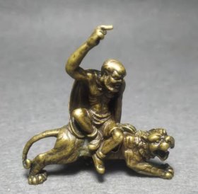 伏虎罗汉