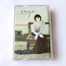 俄版磁带 Enya -  A Day Without Rain 俄罗斯版磁带 Союз公司2000年首版 二手八成新 播放基本正常 恩雅 《雨过天晴》