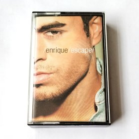 欧版磁带 Enrique Iglesias - Escape 欧版磁带 拆封九成新 侧边褪色 播放正常 安立奎