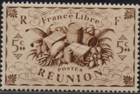 法属地邮票，法属留尼旺岛1943年水果、葡萄酒等各种产品，5c