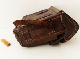 为人民服务救护包