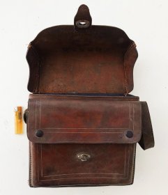 为人民服务救护包