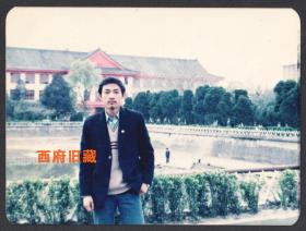 八十九十年代成都老照片，四川大学校园留念老照片