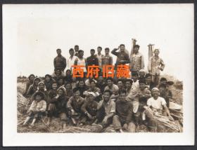 1959年，成都新都桂湖人民公社社员合影老照片