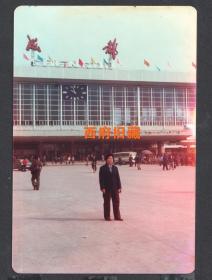 八十年代，成都火车站老照片