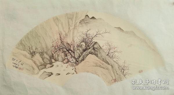 徐光聚 山水扇面66x32cm 藏家一手货源  保真放漏 徐光聚，1974年出生于河南南阳，毕业于中央美术学院国画系，现为中国新水墨书画研究会副会长，黄胄美术基金会编辑， 中国美术家协会会员