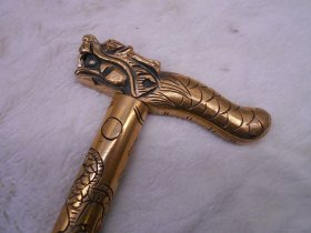 精铜印章龙头拐杖，分节，每节有一个印章，重3斤多