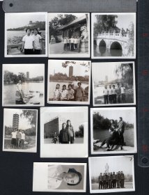 6.70年代北京大学学生老照片11张(尺寸约厘米）