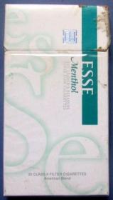 韩国香烟-ESSE（爱喜，蓝条白）--3D立体细枝烟盒、细枝烟标甩卖，实拍