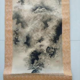 【34】    老书画画轴     春峰    山水风景图       挂轴     立轴    绢本绫裱     画芯尺寸：105CM×40CM       收藏品   卷轴