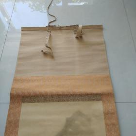 【34】    老书画画轴     春峰    山水风景图       挂轴     立轴    绢本绫裱     画芯尺寸：105CM×40CM       收藏品   卷轴