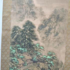 【9】    老画轴    挂轴     立轴    绢本 绫裱   画芯尺寸：95CM×39CM       收藏品   卷轴