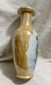 景德镇花瓶，人物图案