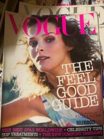 Vogue UK 英国版 2000s秀场副刊封面如图每本大概10-20页内页为秀场图等2