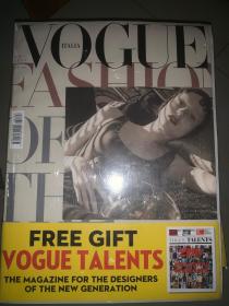 VOGUE ITALIA 意大利版 2016年9月  Kiki Willems 封面2全新带副刊