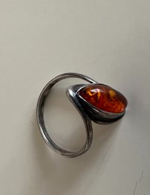925老琥珀戒指（俄罗斯带回）